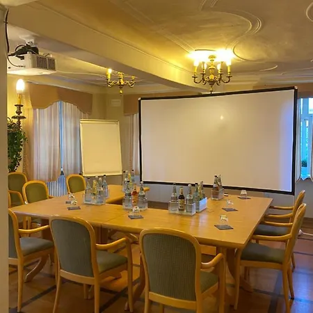 & Restaurant Zum Riesen 3* فالدورن