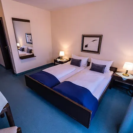 & Restaurant Zum Riesen 3* فالدورن