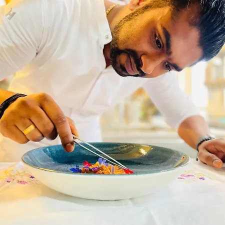 فندق & Restaurant Zum Riesen فالدورن