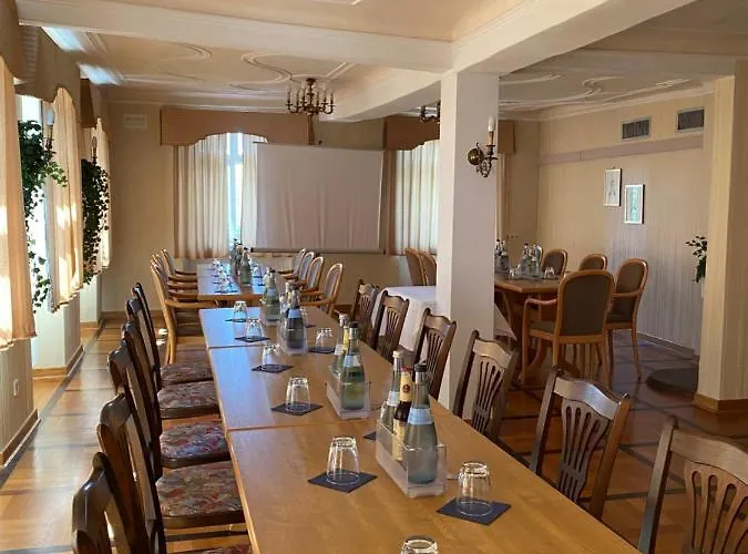 & Restaurant Zum Riesen 3* Вальдюрн