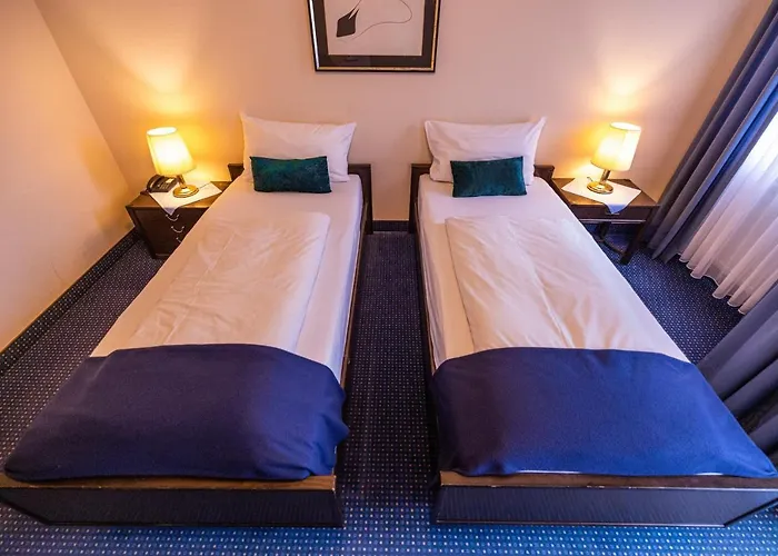 & Restaurant Zum Riesen Отель