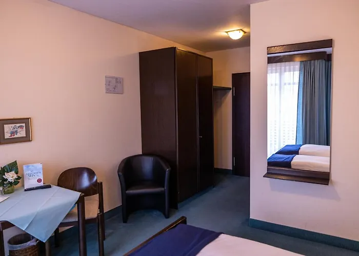 & Restaurant Zum Riesen