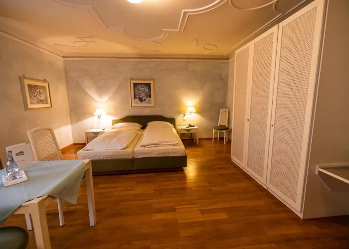 & Restaurant Zum Riesen 3* Вальдюрн